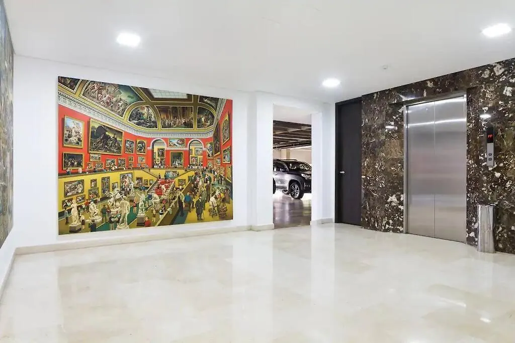 2001 Charming Apartment In El Poblado Medellín