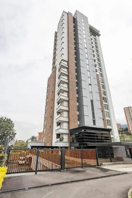 2001 Charming Apartment In El Poblado Medellín